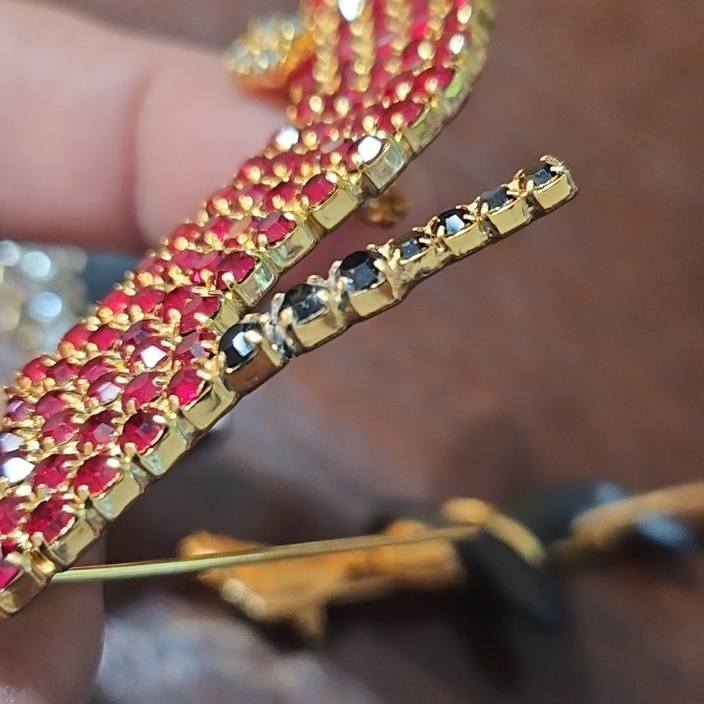 Various Brooches - Picture 2 of 3